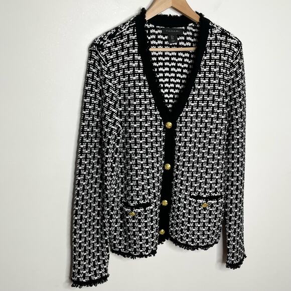 Tahari Womens Chunky Knit Cardigan Sweater Small Black White Pockets Preppy - Picture 2 of 11